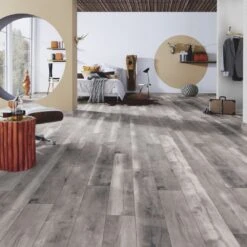 Krono Original Blackwater Oak - Vintage Classic 10mm Laminate Flooring (218071) -Floor Shop blackwater oak vintage classic 10mm laminate flooring 218071 p84978 192023 image