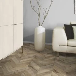 Kaindl Fortress Rochester Oak - Chevron Parquet 8mm Laminate Flooring (333483) -Floor Shop kaindl fortress rochester oak chevron parquet 8mm laminate flooring 333483 p120325 243339 image