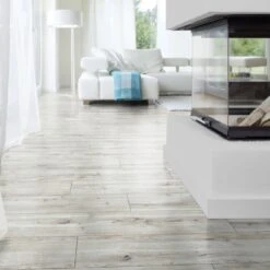 Kronotex Montmelo Creme Oak - Exquisite Plus 8mm Laminate Flooring (160207) -Floor Shop montmelo creme oak exquisite plus 8mm laminate flooring 160207 p54196 185098 image