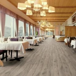 Swiss Krono Oak Campania - Lifestyle 10mm Laminate Flooring (218890)