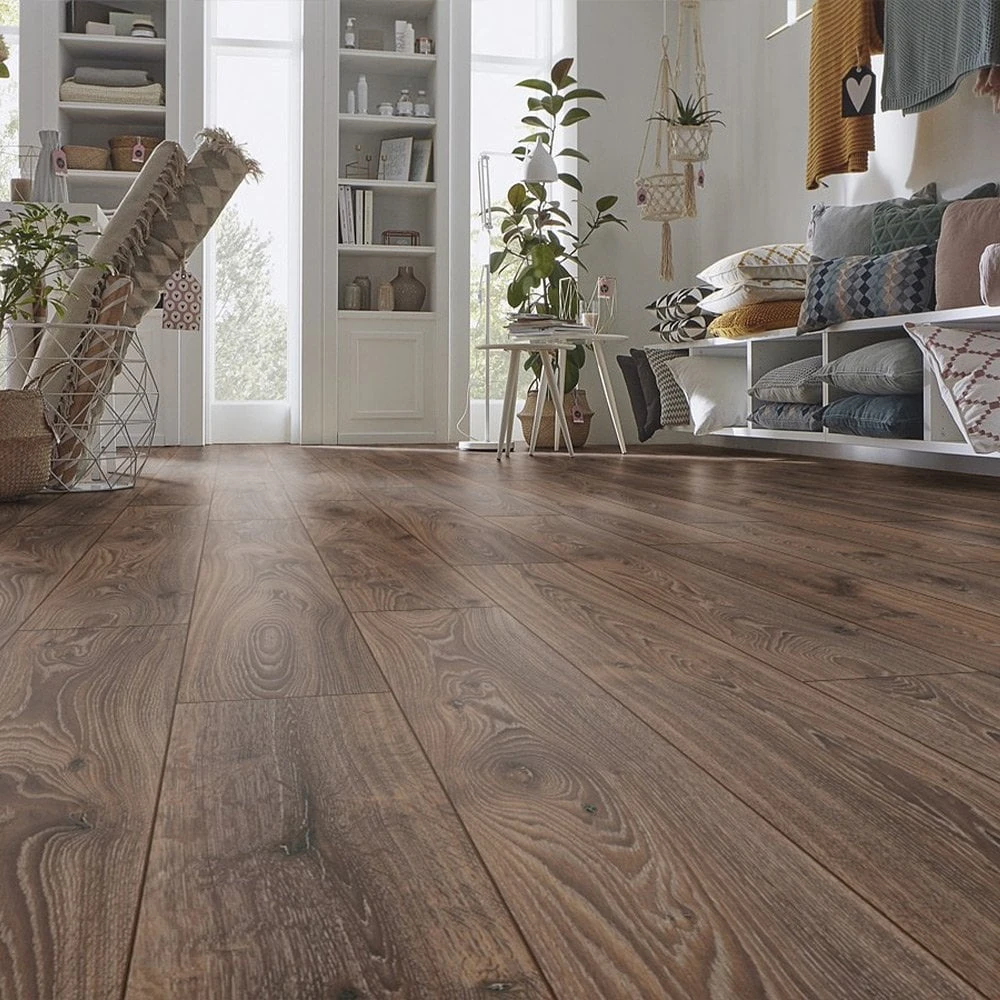 Kronotex Timeless Oak - Robusto Villa 12mm Laminate Flooring (219508) 5 Kronotex Timeless Oak - Robusto Villa 12mm Laminate Flooring (219508) - Image 3