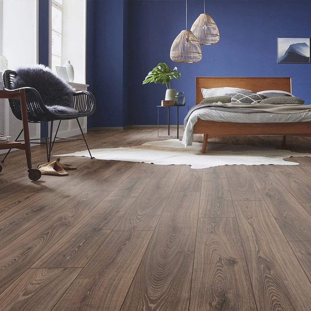 Kronotex Timeless Oak - Robusto Villa 12mm Laminate Flooring (219508) 6 Kronotex Timeless Oak - Robusto Villa 12mm Laminate Flooring (219508) - Image 4